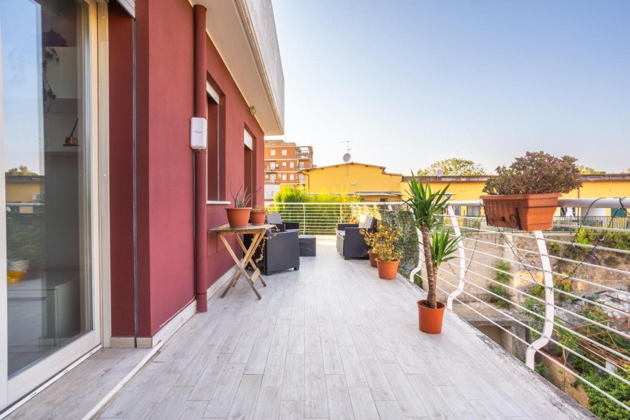 شقة Urban Retreat -Private Parking+Terrace روما المظهر الخارجي الصورة